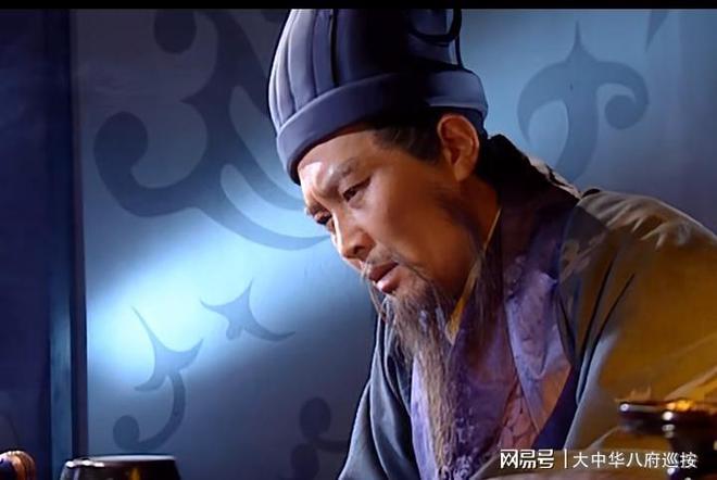诸葛亮得知刘备扎营_刘备与诸葛亮的知遇之恩_诸葛刘备亮知遇是哪一集