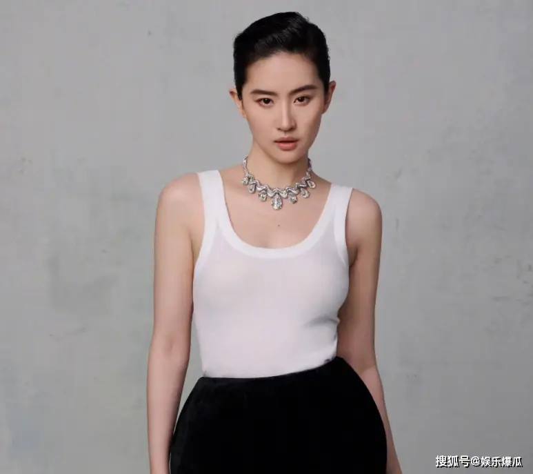 滚石爱情故事用情歌诠释爱情_刘亦菲：用心与热情诠释每个角色_用生命诠释教育阅读